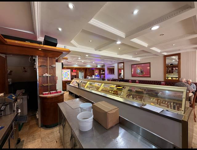 170M² RETAIL TO LET IN GREEN POINT